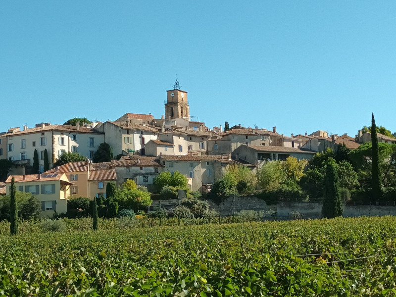 Balade accompagnée à vélo autour des dentelles de Montmirail avec Vélo Vaucluse Découverte