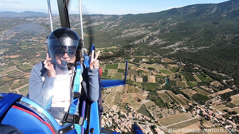 Vol Découverte des Villages typiques au pied du Mont-Ventoux