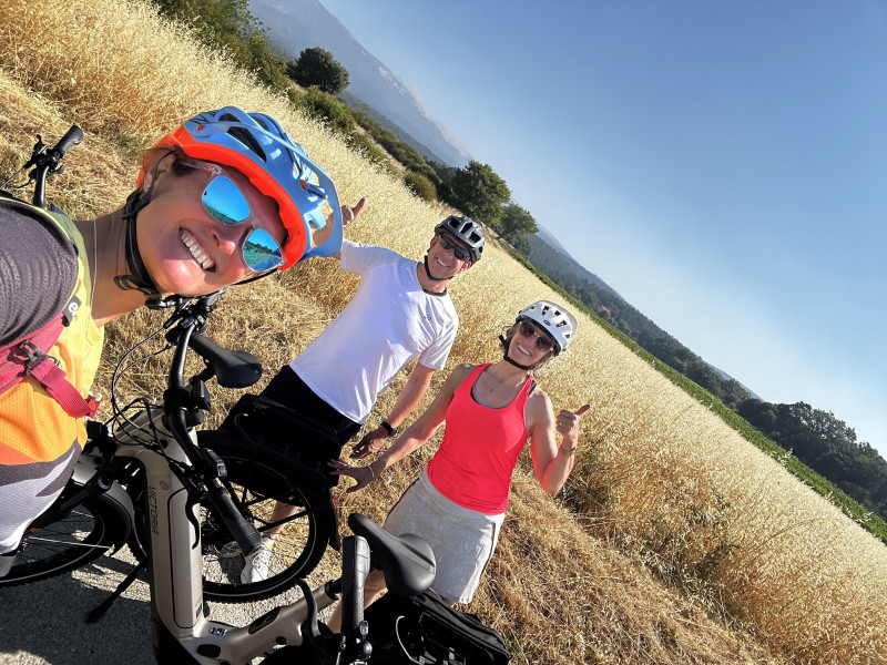 Circuit œnologique en vélo électrique au Mont Ventoux par Tip Top Bike_Bédoin - © Tip Top Bike Circuit œnologique en vélo électrique au Mont Ventoux par Tip Top Bike_Bédoin